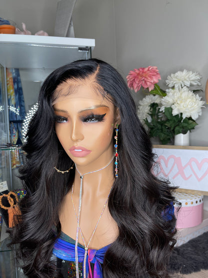 The Socialite (Side Part Closure Wig – Layers & Soft Curls x Extra Bundle)