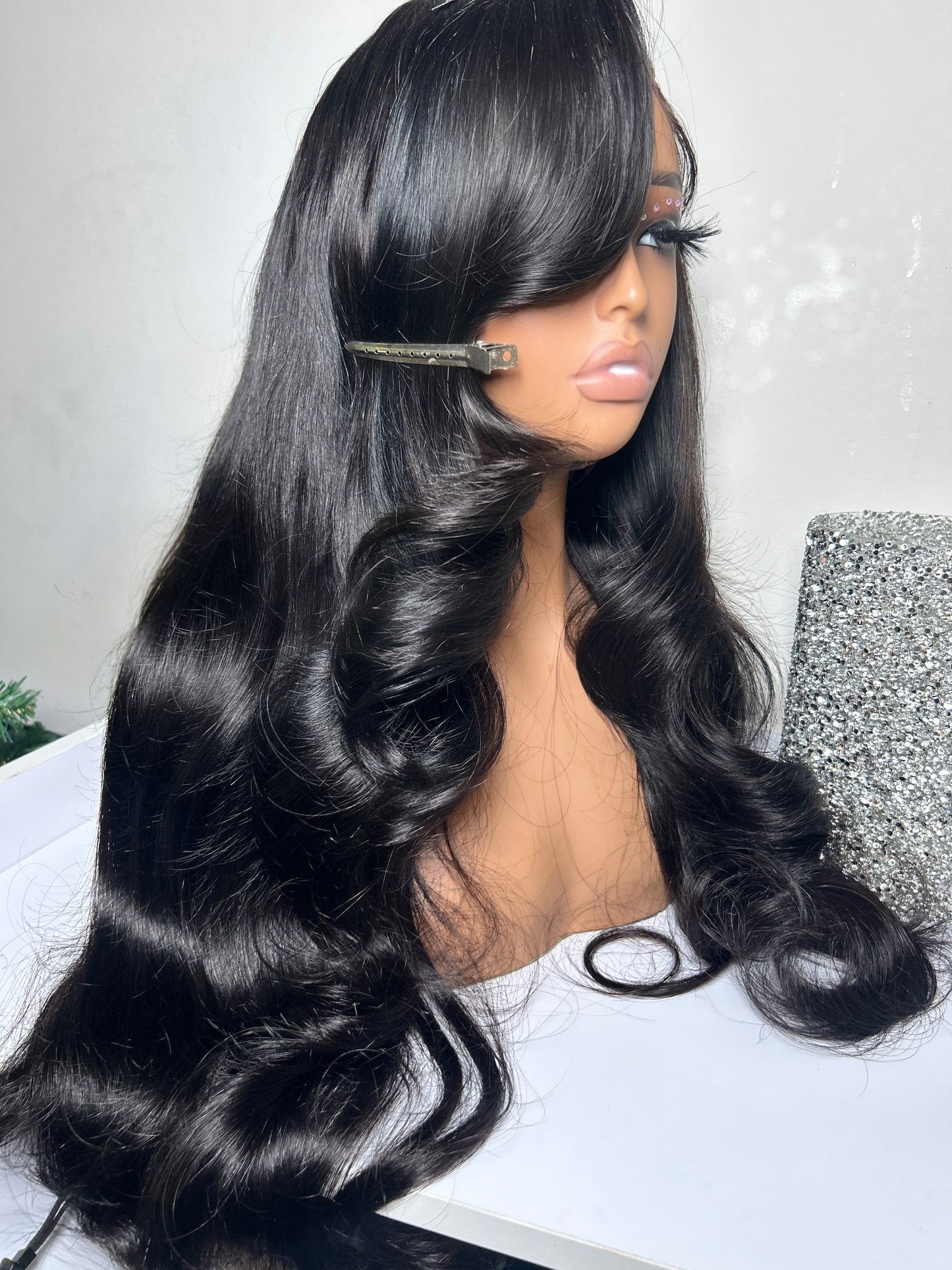 “FARRAH” 26” Handmade Unit